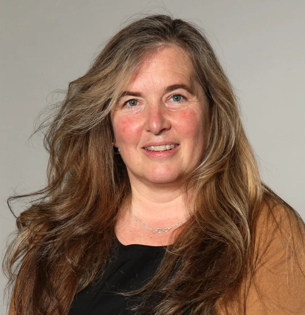 Leslie Sher